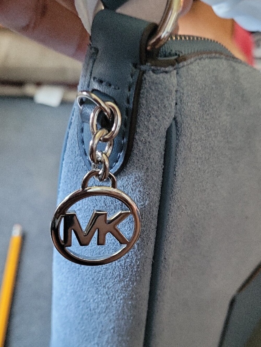 Michael Kors Light Blue Suede Shoulder Bag with Gold Logo - Picture 5 of 6